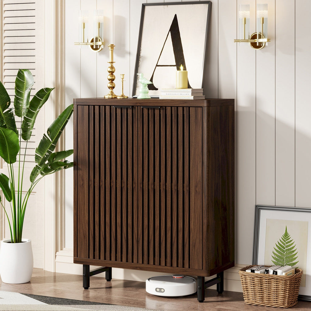 Meuble à chaussures avec porte pour 24 paires, idéal pour l'entrée ou le salon.