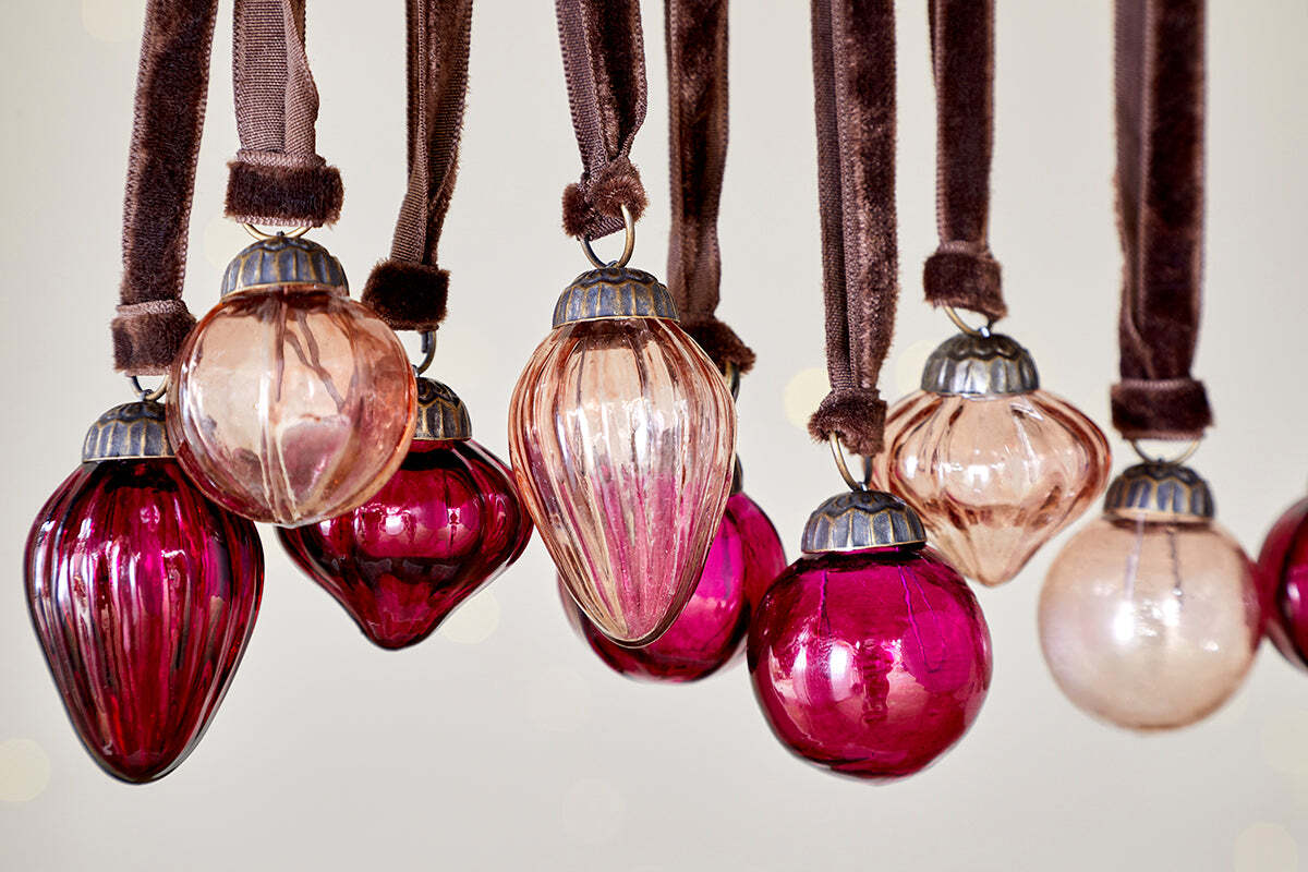 Pot à breloques Adisa - Rubis et cuivre (Lot de 16)