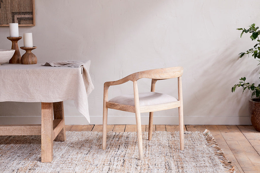 Chaise de salle à manger Anbu en bois de manguier, revêtement naturel
