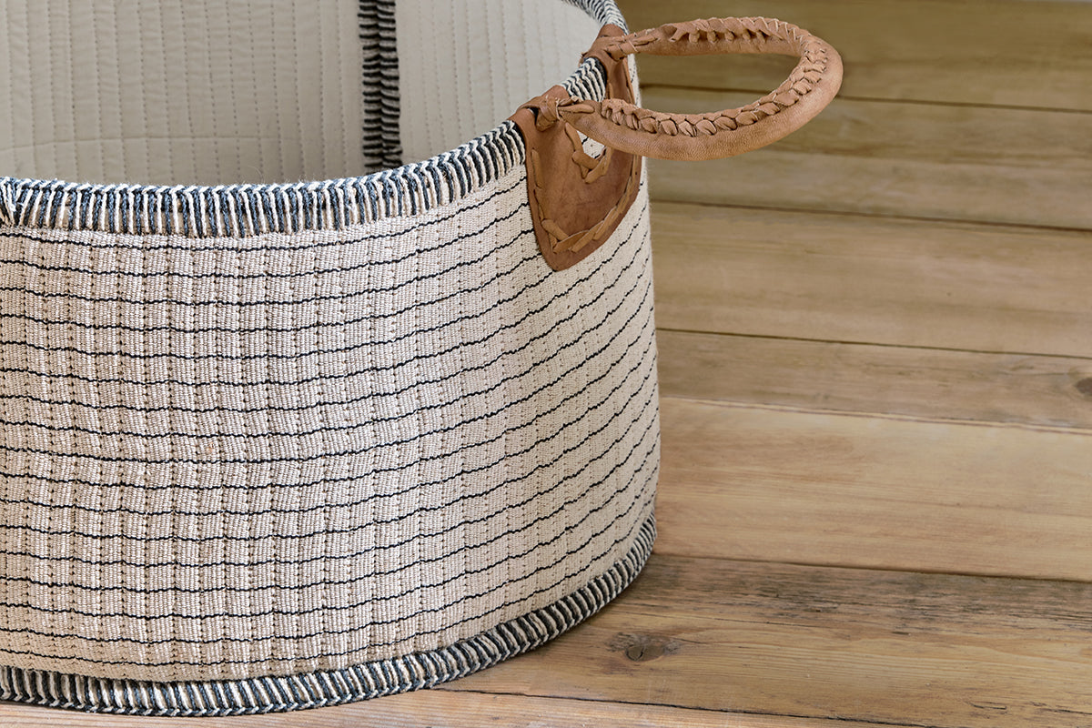 Panier Anjuli en jute et coton - Blanc cassé et noir