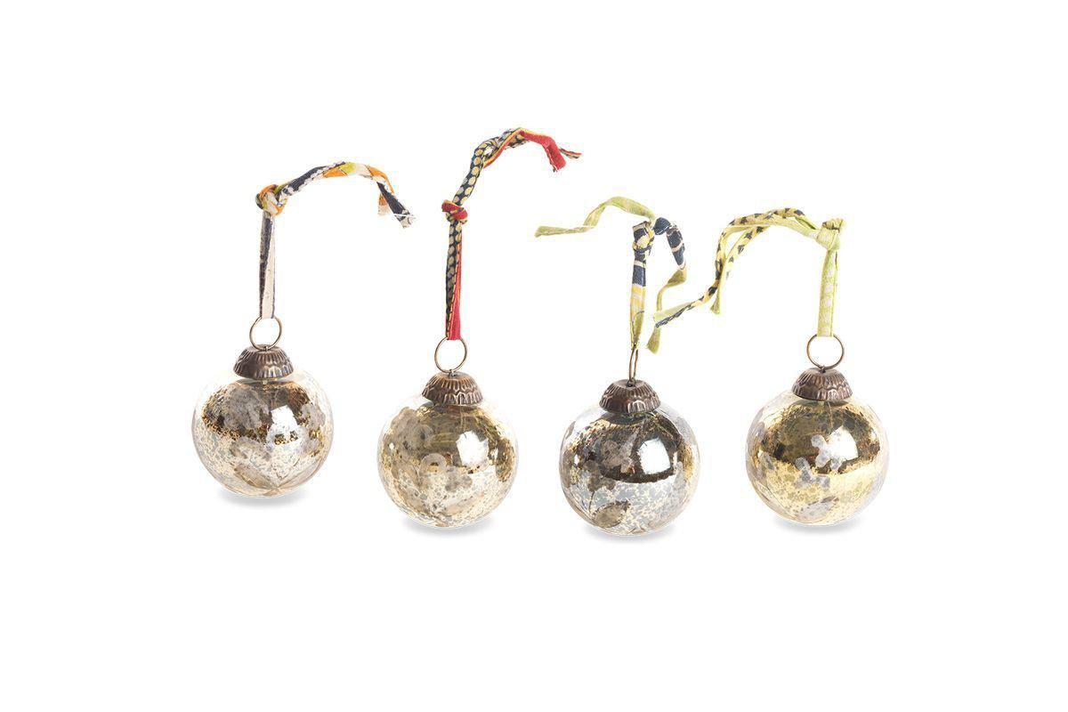 Boules de Noël antiques en or (lot de 4)