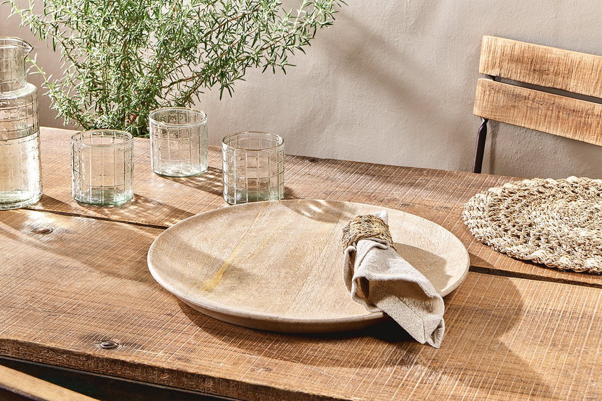 Assiette de service artisanale