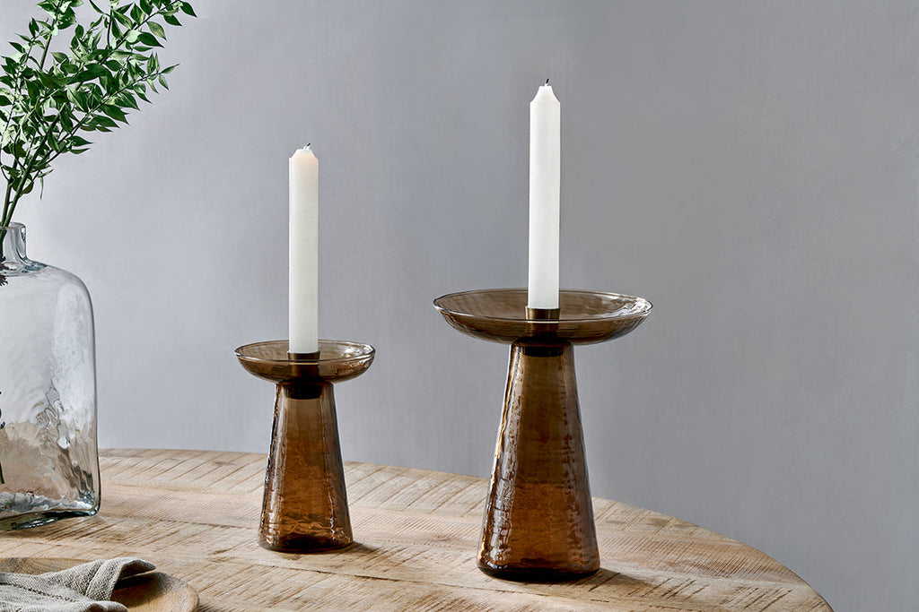 Bougeoir en verre recyclé Avyn - Ambre fumé