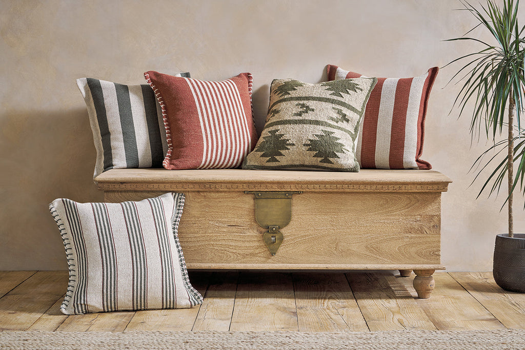 Housse de coussin Bhumi en laine et jute - Vert mousse