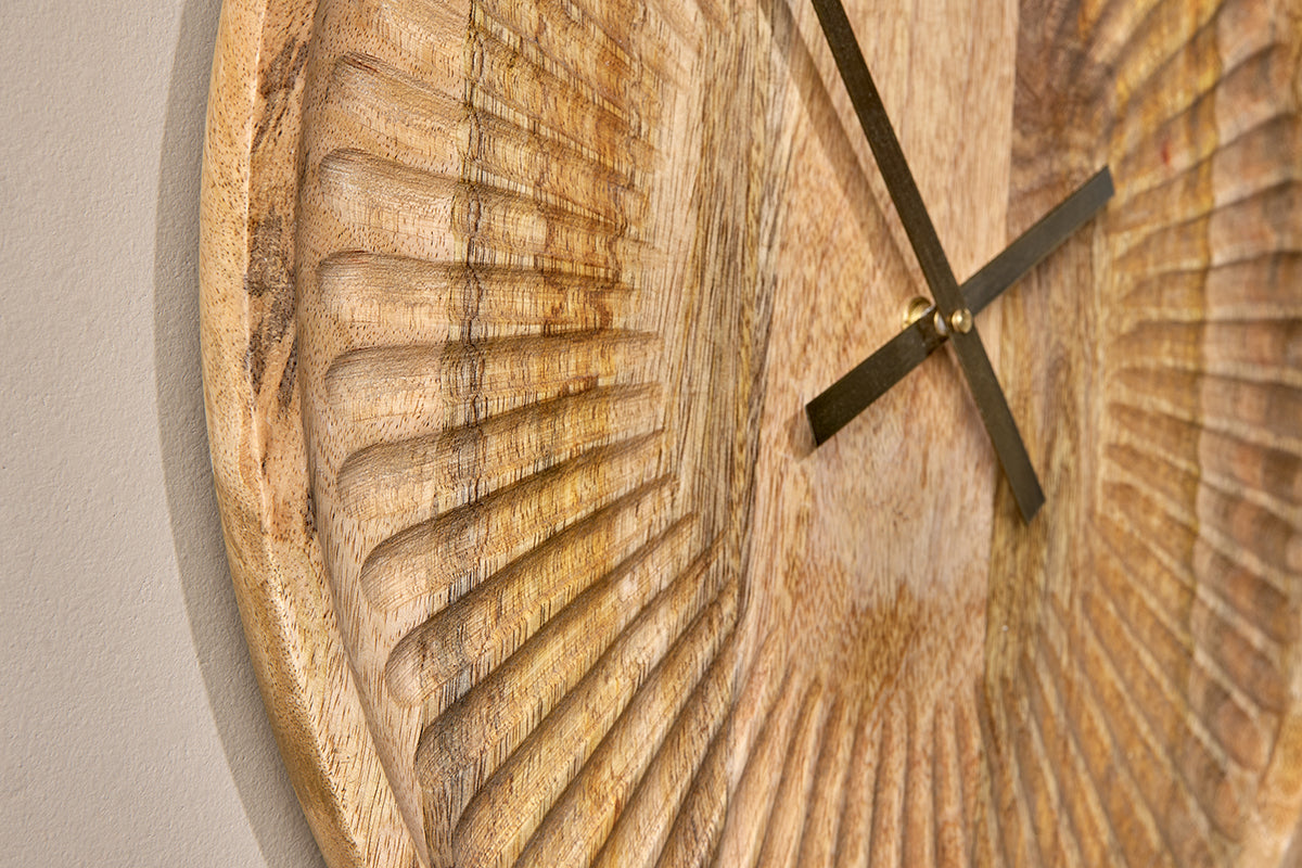 Horloge en bois de manguier Deevena