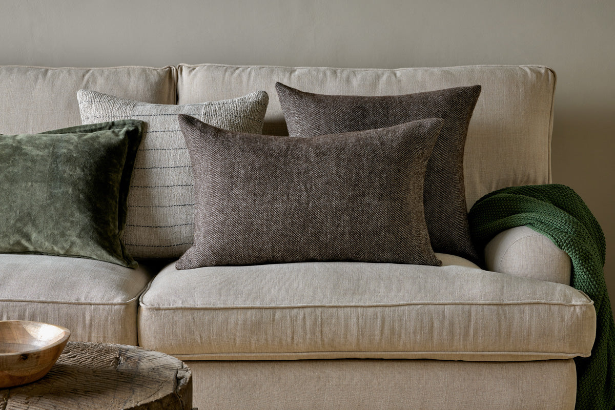 Housse de coussin en laine Dilli - Marron foncé