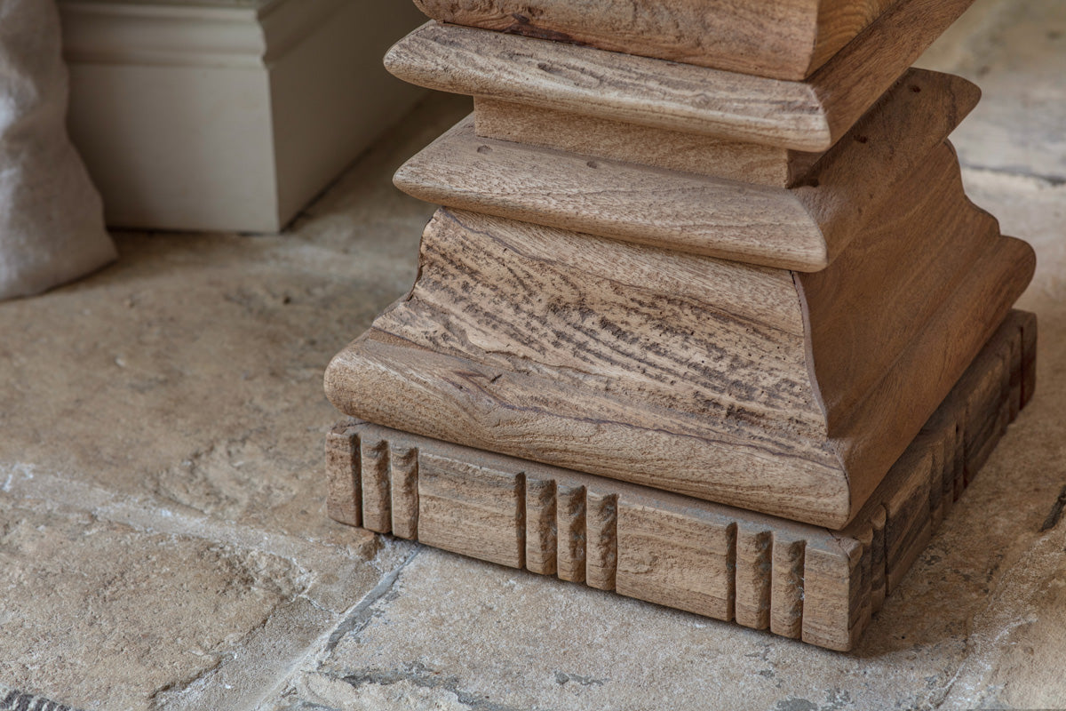 Table d'appoint Disha en bois de manguier sculpté - Naturel