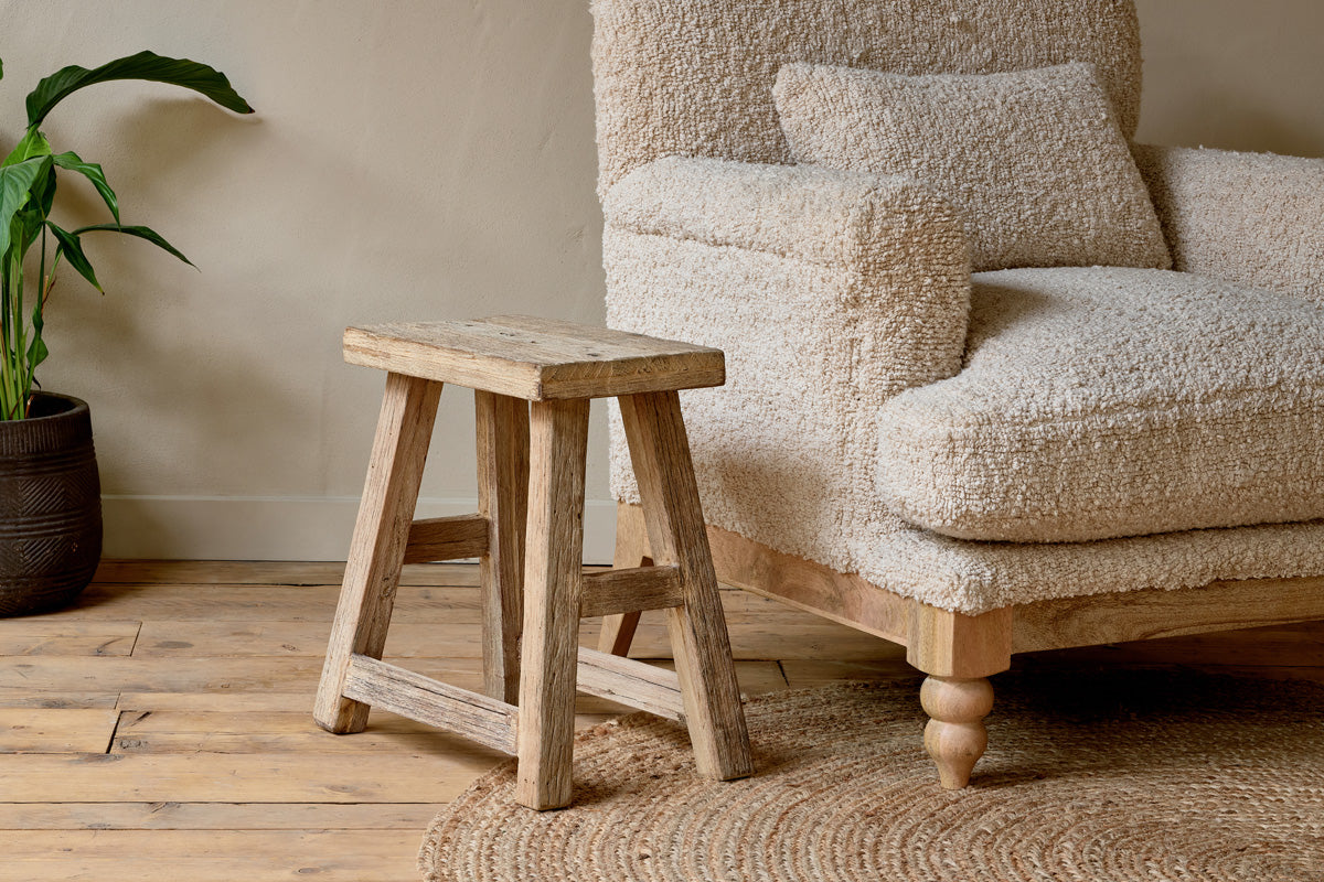 Tabouret bas en bois recyclé Ibo - Naturel