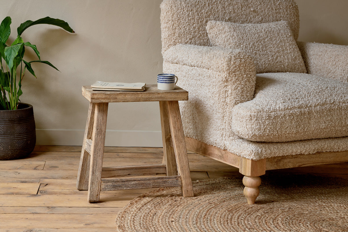 Tabouret bas en bois recyclé Ibo - Naturel
