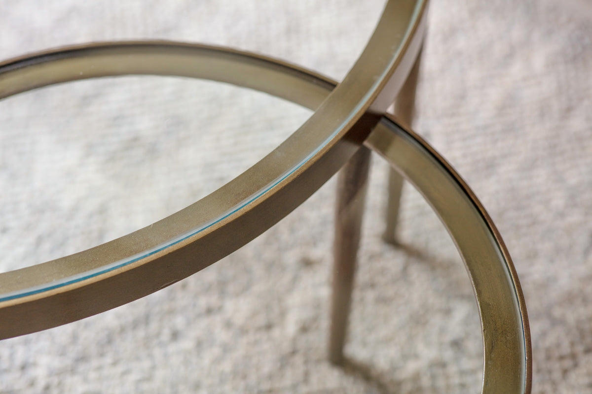 Tables basses gigognes Jiya en fer et verre - Laiton