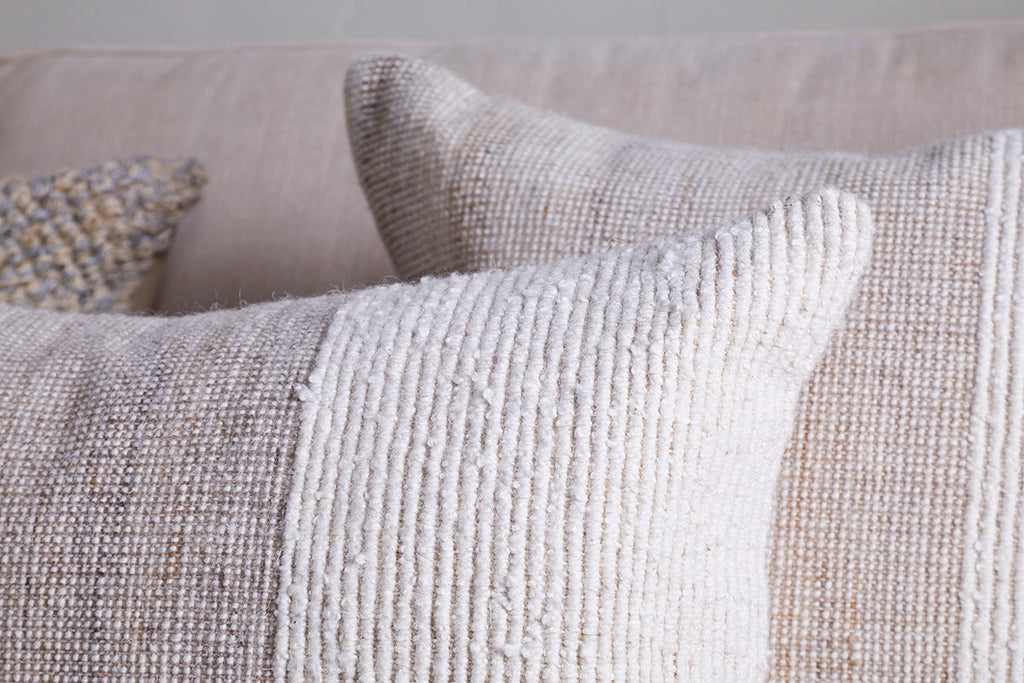 Housse de coussin Karaya en coton et laine - Naturel