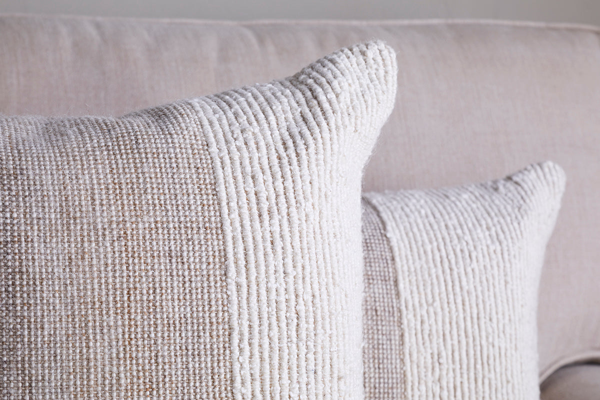 Housse de coussin Karaya en coton et laine - Naturel