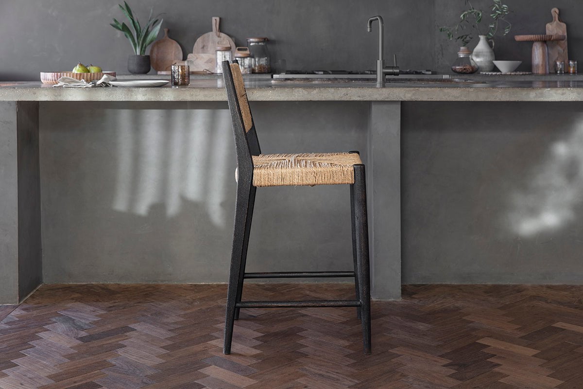 Chaise de comptoir Lohanda en acacia et jonc de Munja - Anthracite