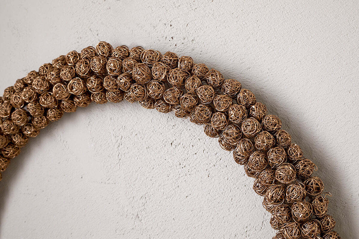 Couronne de boules en fil de fer Madhi - Laiton