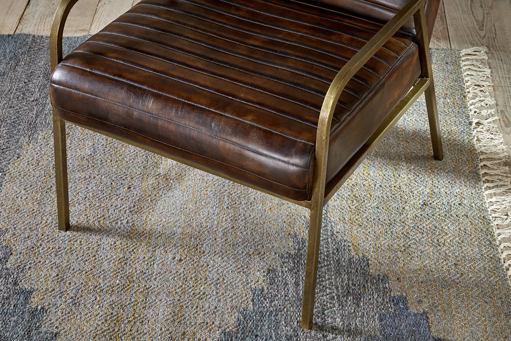 Fauteuil Mirai en cuir côtelé