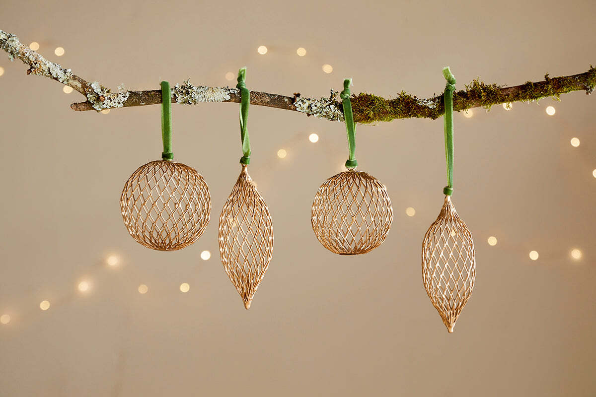 Boules de Noël Nirav en fil de fer - Laiton (Lot de 4)