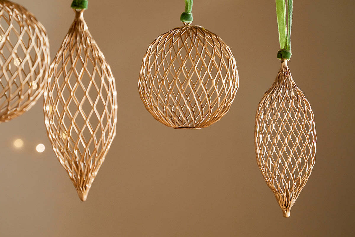 Boules de Noël Nirav en fil de fer - Laiton (Lot de 4)