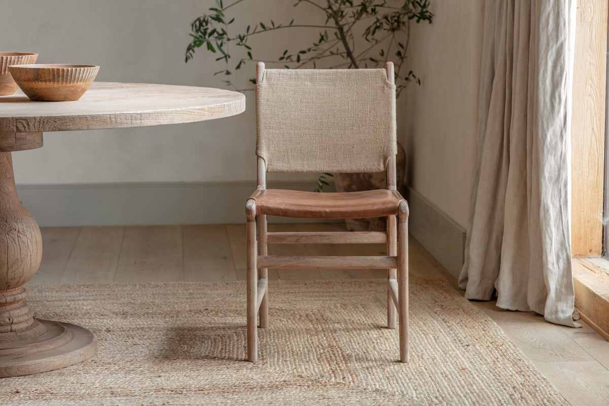 Chaise de salle à manger Nayan en cuir et jute - Beige