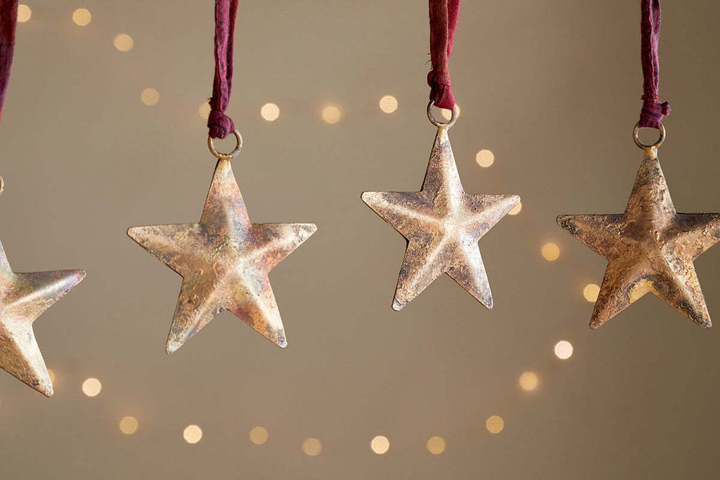 Boules de Noël Roshani en forme d'étoile - Laiton antique (Lot de 4)