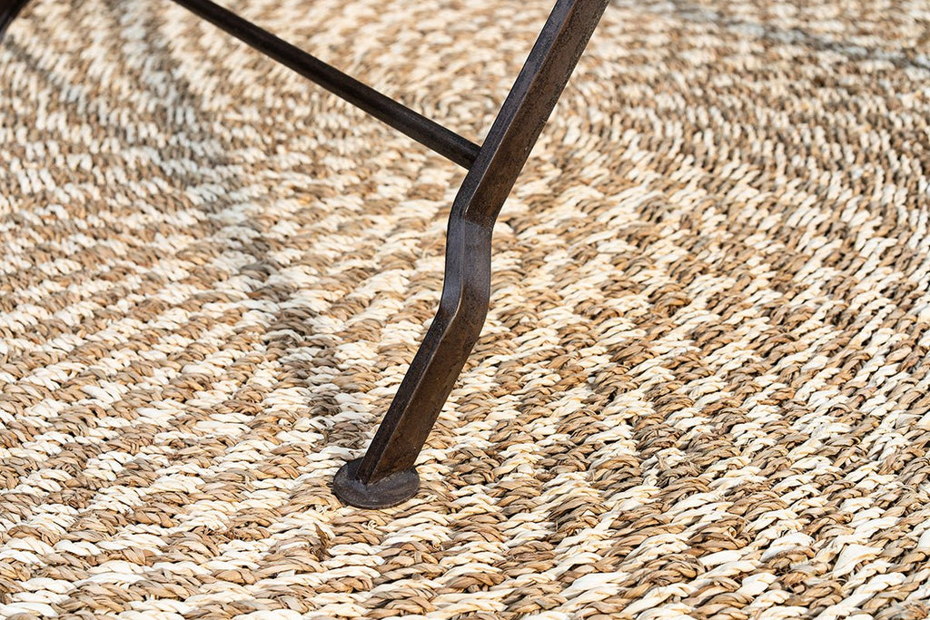 Table pliante en bois et fer recyclés de Rishikesh