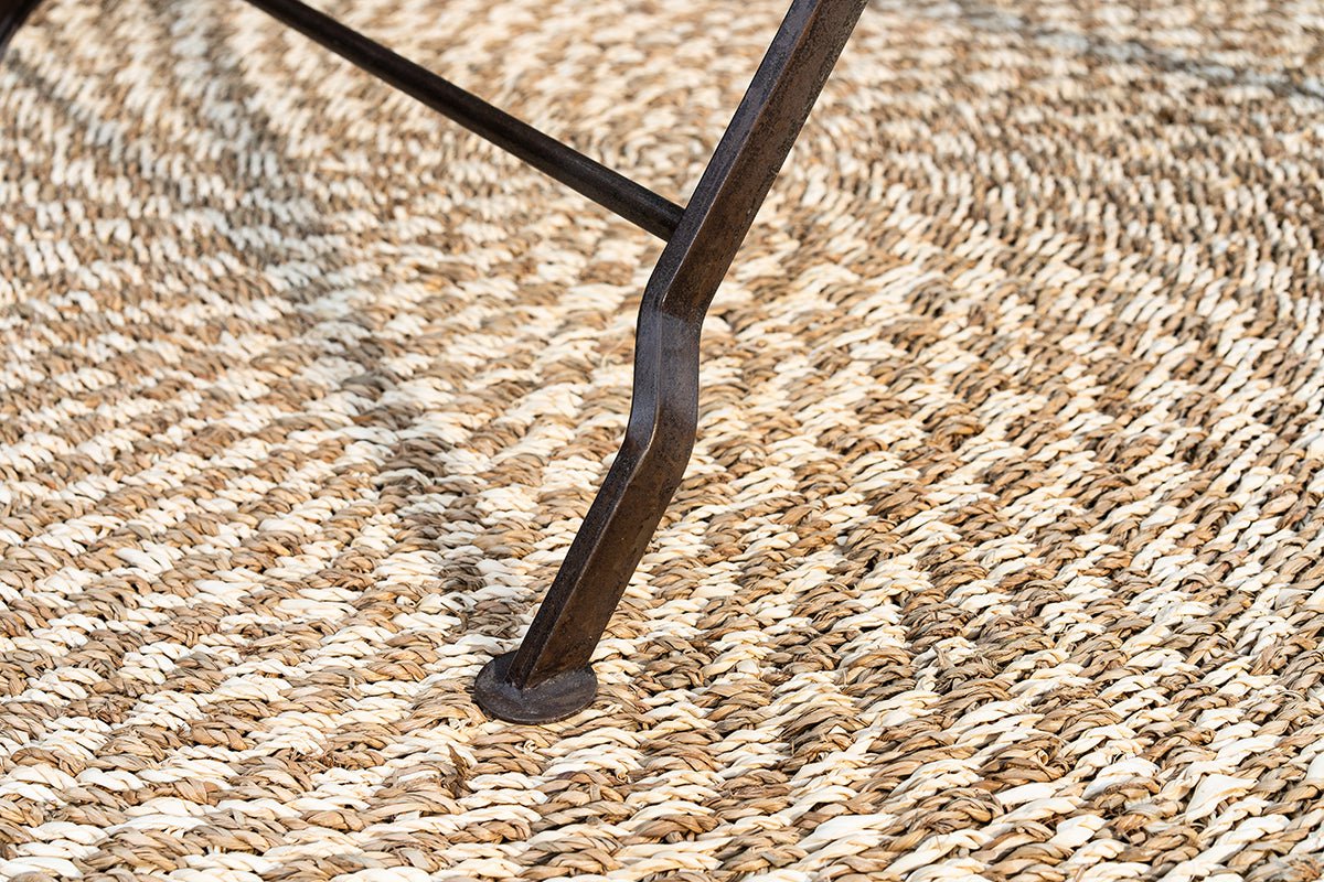 Table pliante en bois et fer recyclés de Rishikesh