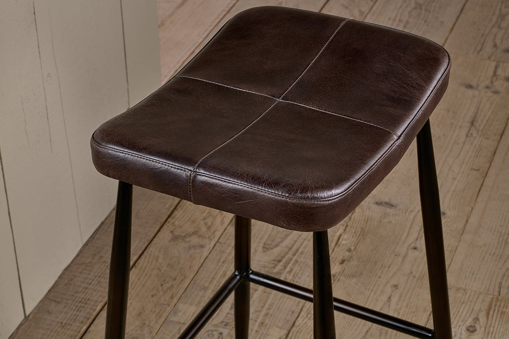 Tabouret de bar en cuir Samaira - Marron foncé