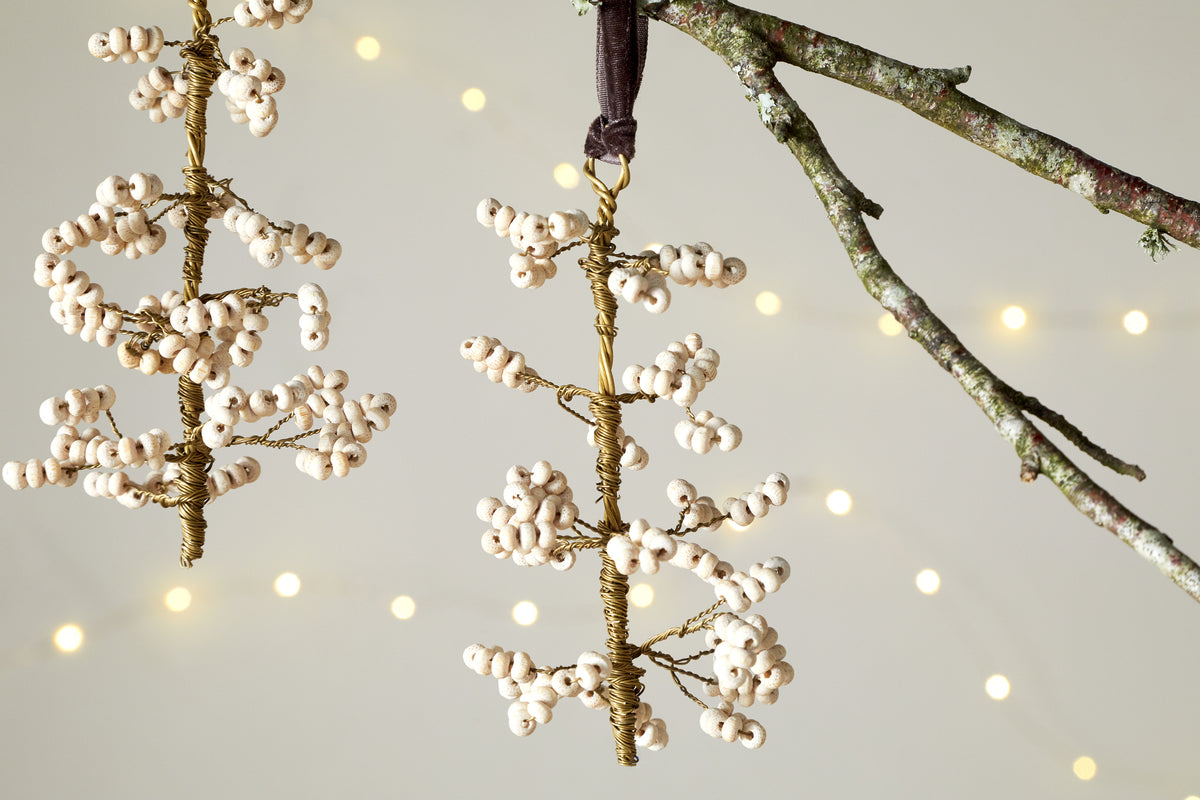 Boules de Noël en bois de manguier Tanu - Laiton et naturel (Lot de 3)