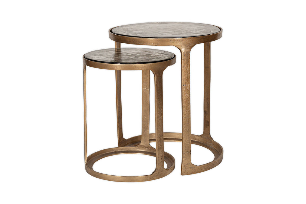 Tables d'appoint gigognes Khidki en métal coulé et verre - Laiton antique (lot de 2)