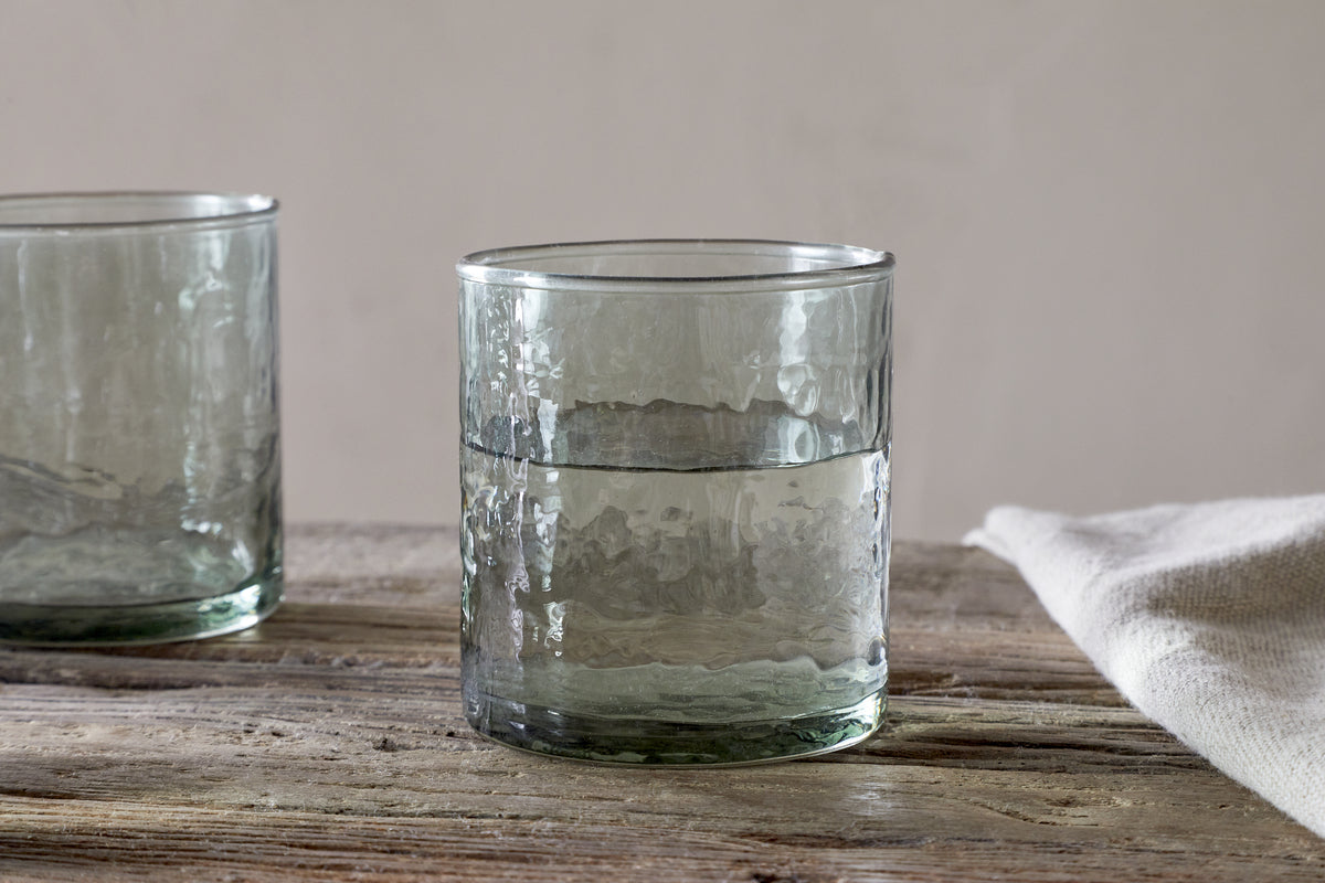 Gobelet martelé Yala - Vert sauge (Lot de 4)