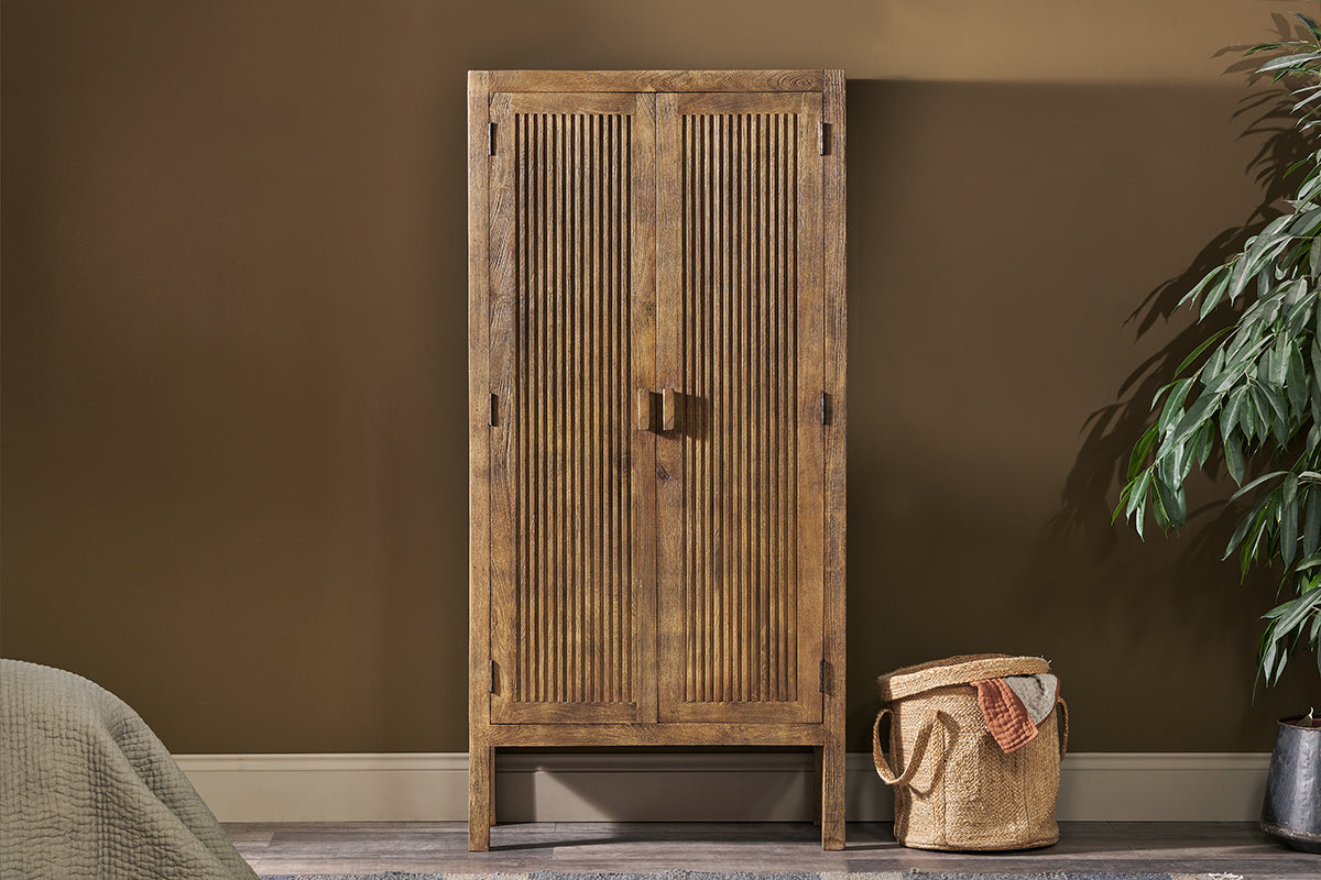 Armoire en bois de manguier à roseaux Yasha